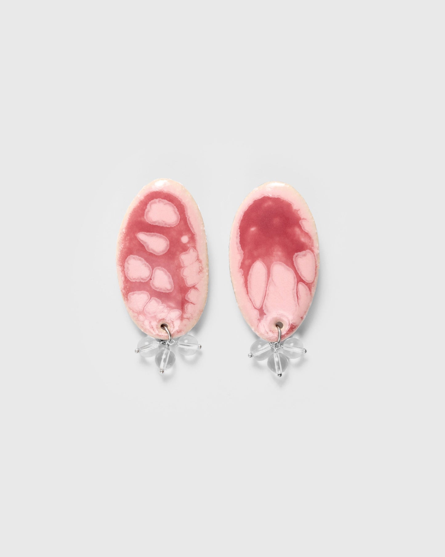 Crush Earrings in ๐๐ข๐ต๐ฆ๐ณ๐ฎ๐ฆ๐ญ๐ฐ๐ฏ