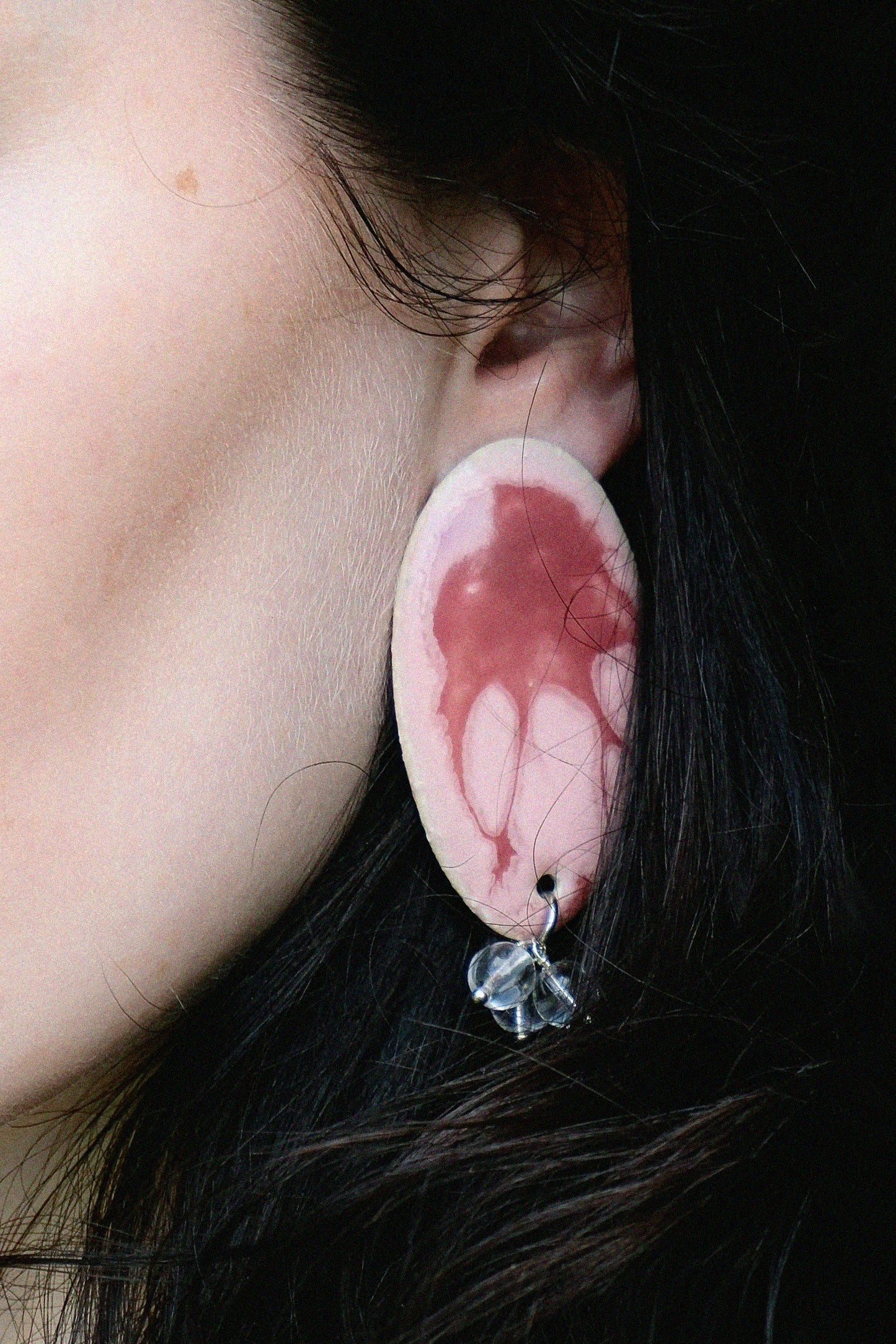 CRUSH Earrings in ๐๐ข๐ต๐ฆ๐ณ๐ฎ๐ฆ๐ญ๐ฐ๐ฏ