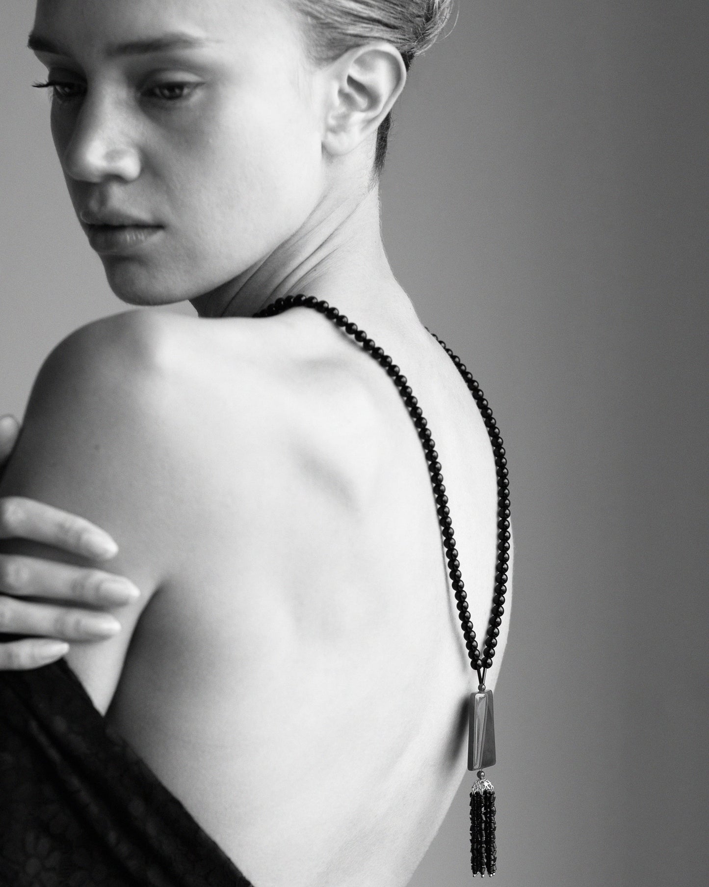 Symphony Necklace l