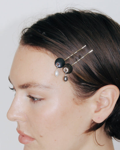 Divinity Slip Clip in 𝘉𝘳𝘰𝘯𝘻𝘦