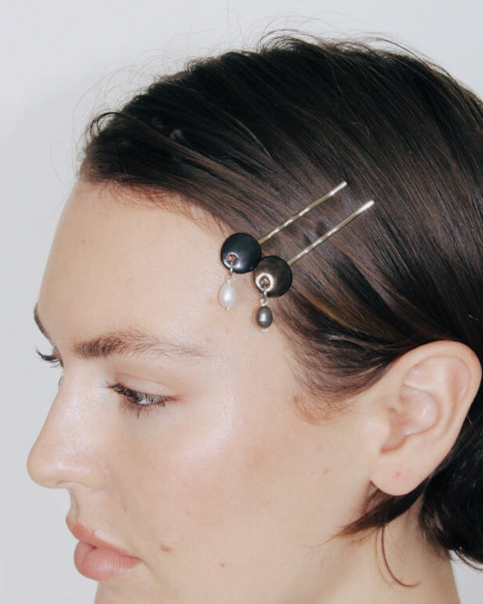 Divinity Slip Clip in 𝘉𝘳𝘰𝘯𝘻𝘦