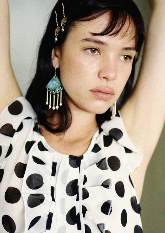 PORTAL Earrings in 𝘋𝘶𝘤𝘬 𝘗𝘰𝘯𝘥