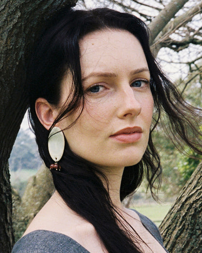 Crush Earrings in 𝘌𝘢𝘶 𝘝𝘦𝘳𝘵𝘦