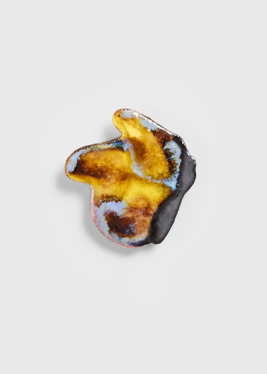 THE STAMP brooch in 𝘚𝘶𝘯𝘴𝘦𝘵