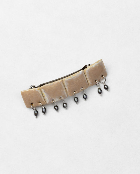 Rhyme Barrette in 𝘤𝘰𝘴𝘮𝘪𝘤 𝘭𝘢𝘵𝘵𝘦