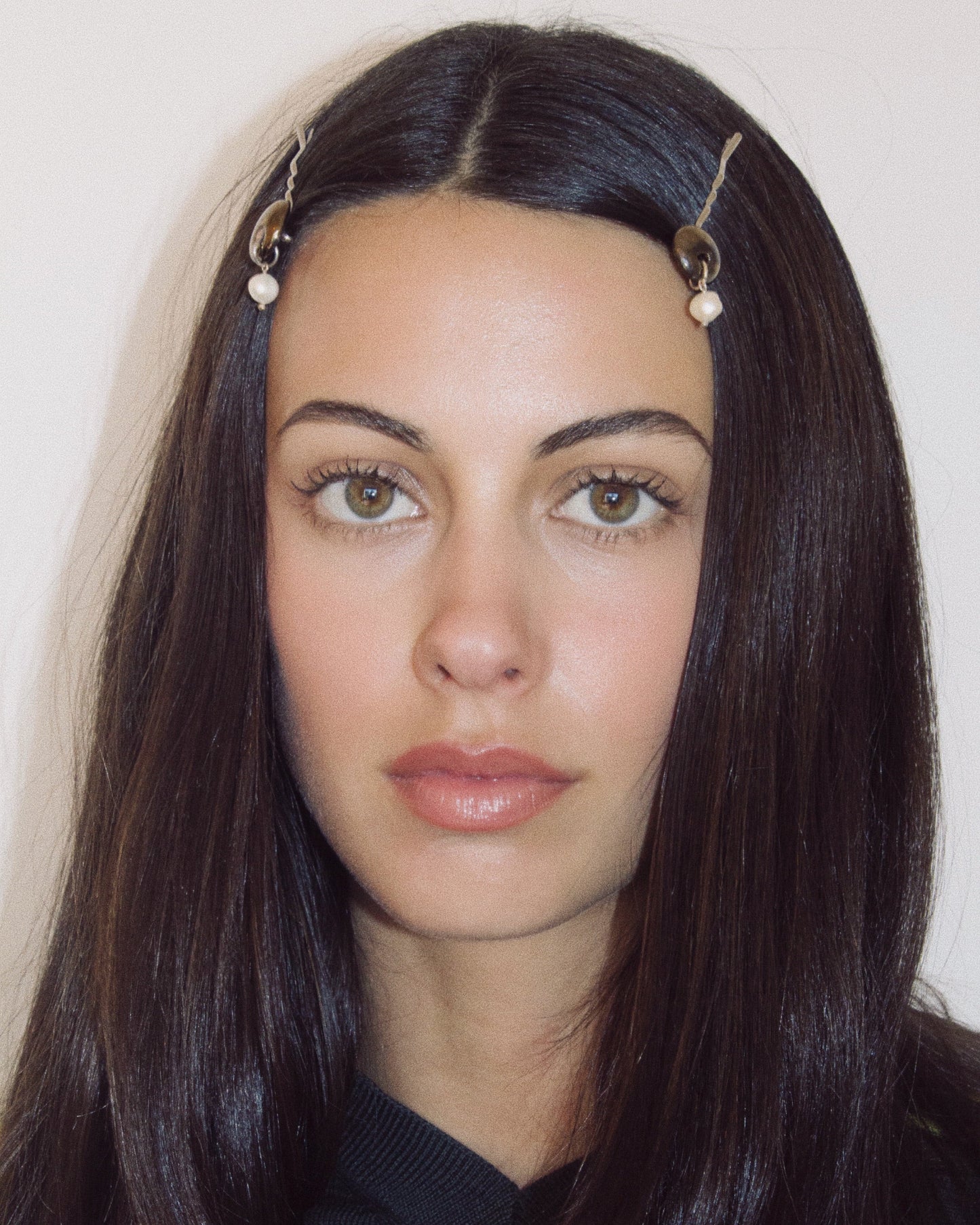 Divinity Slip Clip in 𝘉𝘳𝘰𝘯𝘻𝘦